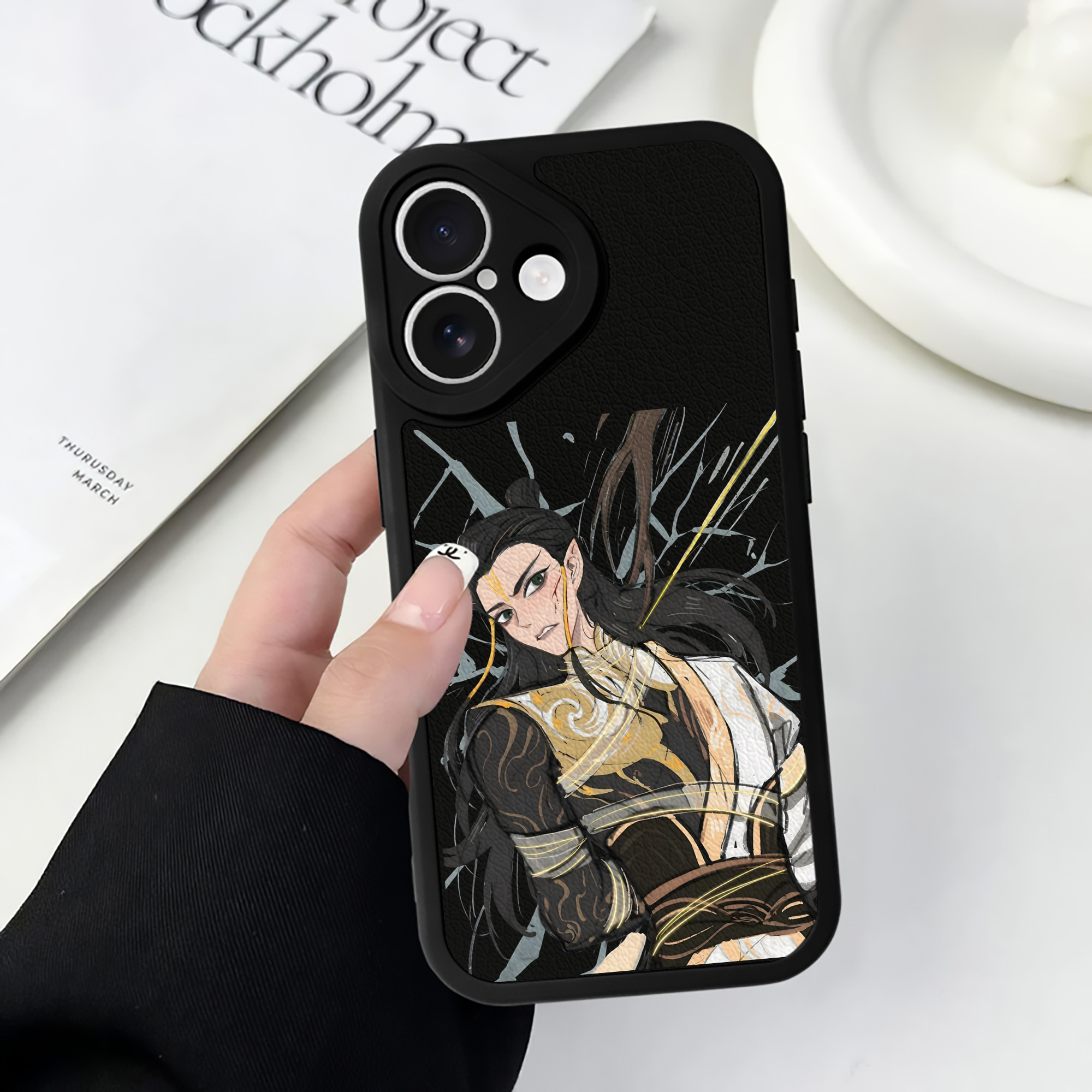 （画像用） Ne Zha 2 ナタ 魔童の大暴れ 【iPhone 16シリーズ対応】シリコンスマホケース（レザー調） 材質：シリコン